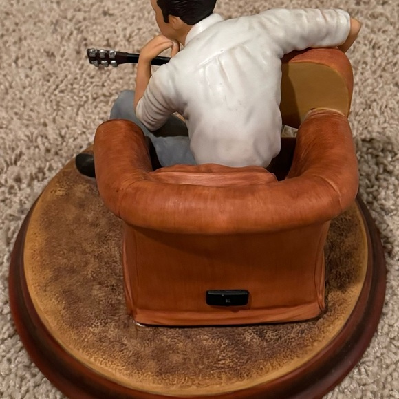 Elvis Presley Franklin Mint “Love Me Tender" Limited Edition Musical Sculpture - Picture 5 of 10